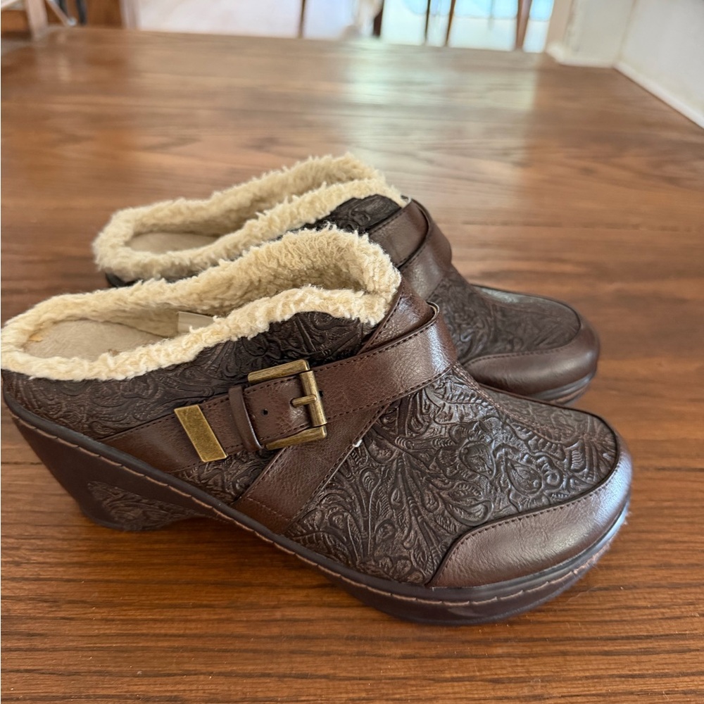 JBU Dark Brown Embossed Mules with Buckle 8.5